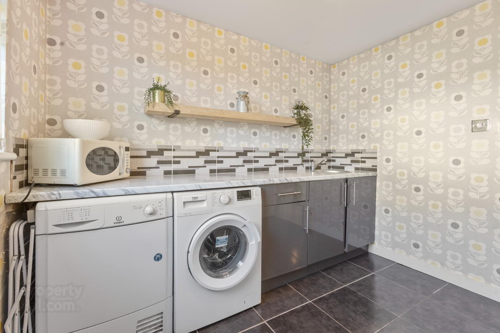 49 Sunningdale Park 17 of 34