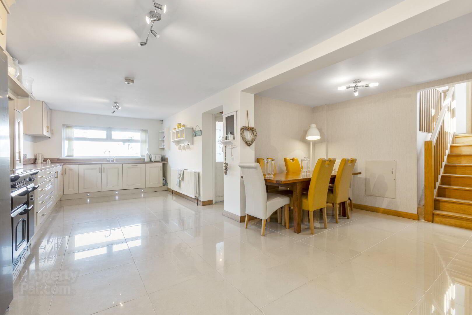 49 Sunningdale Park 13 of 34