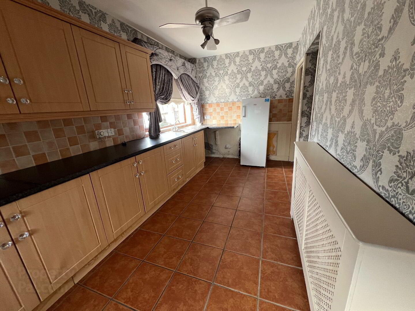 7 Braeside 3 of 5