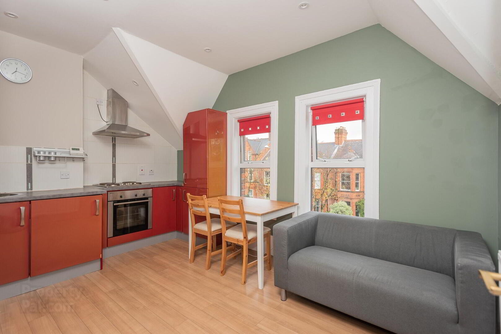 Apt 8, 85 Eglantine Avenue 3 of 8