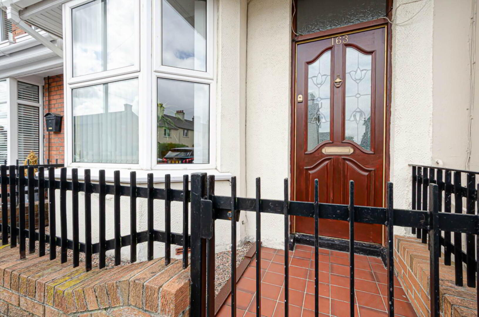 property description image