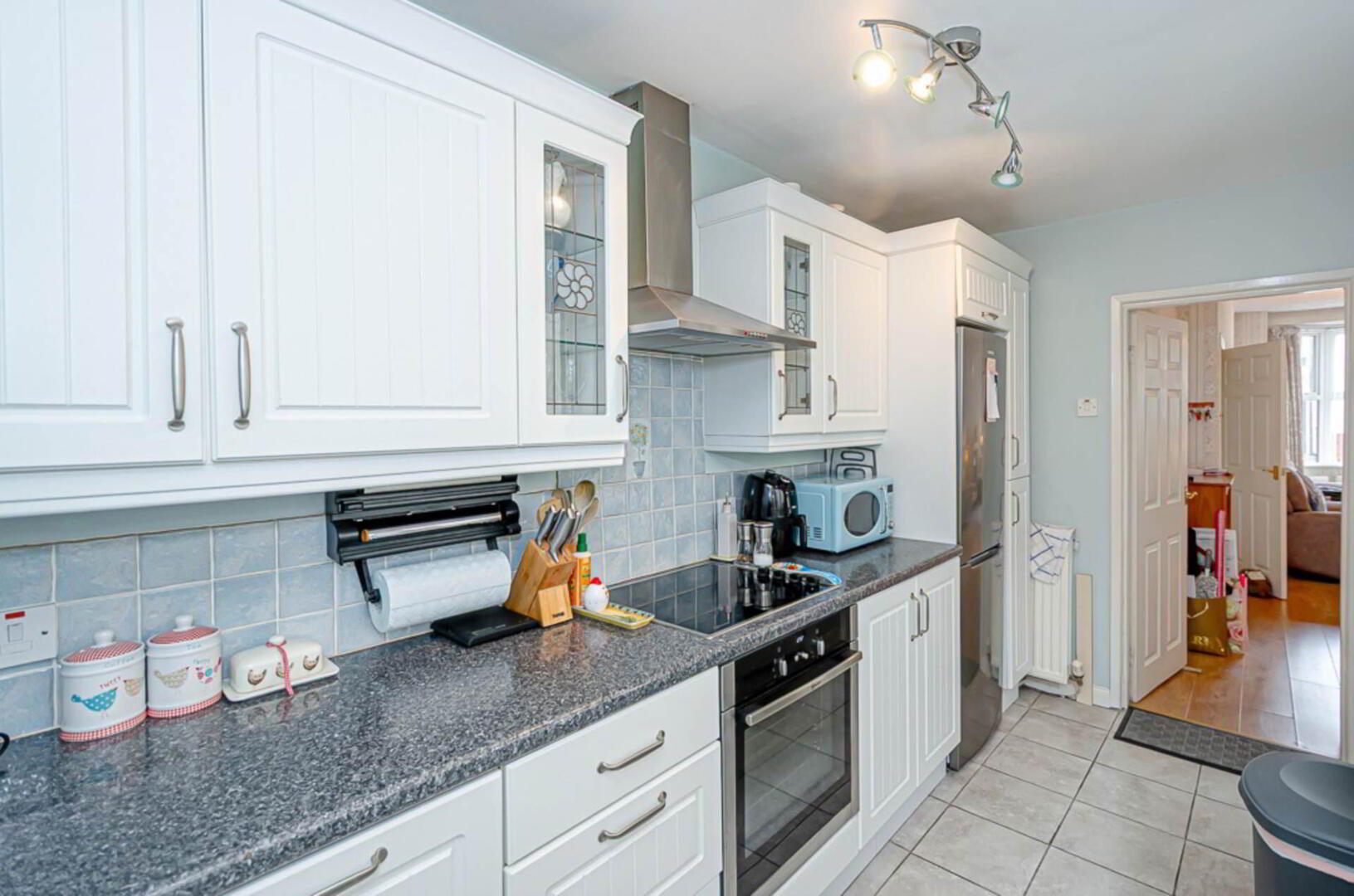 163 Rosebery Road 13 of 24