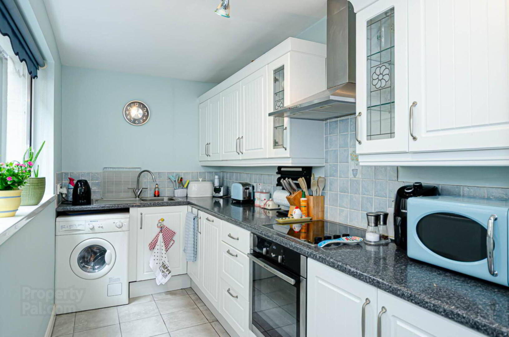 163 Rosebery Road 11 of 24