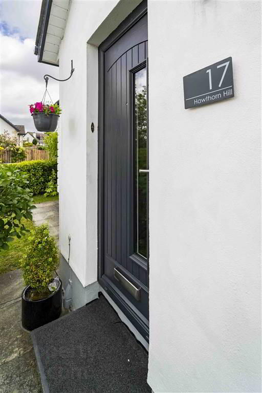 17 Hawthorn Hill 3 of 25