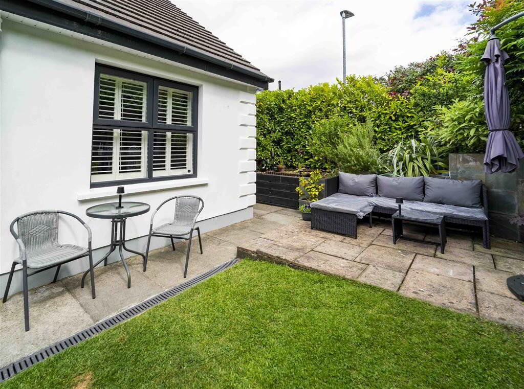 17 Hawthorn Hill 23 of 25