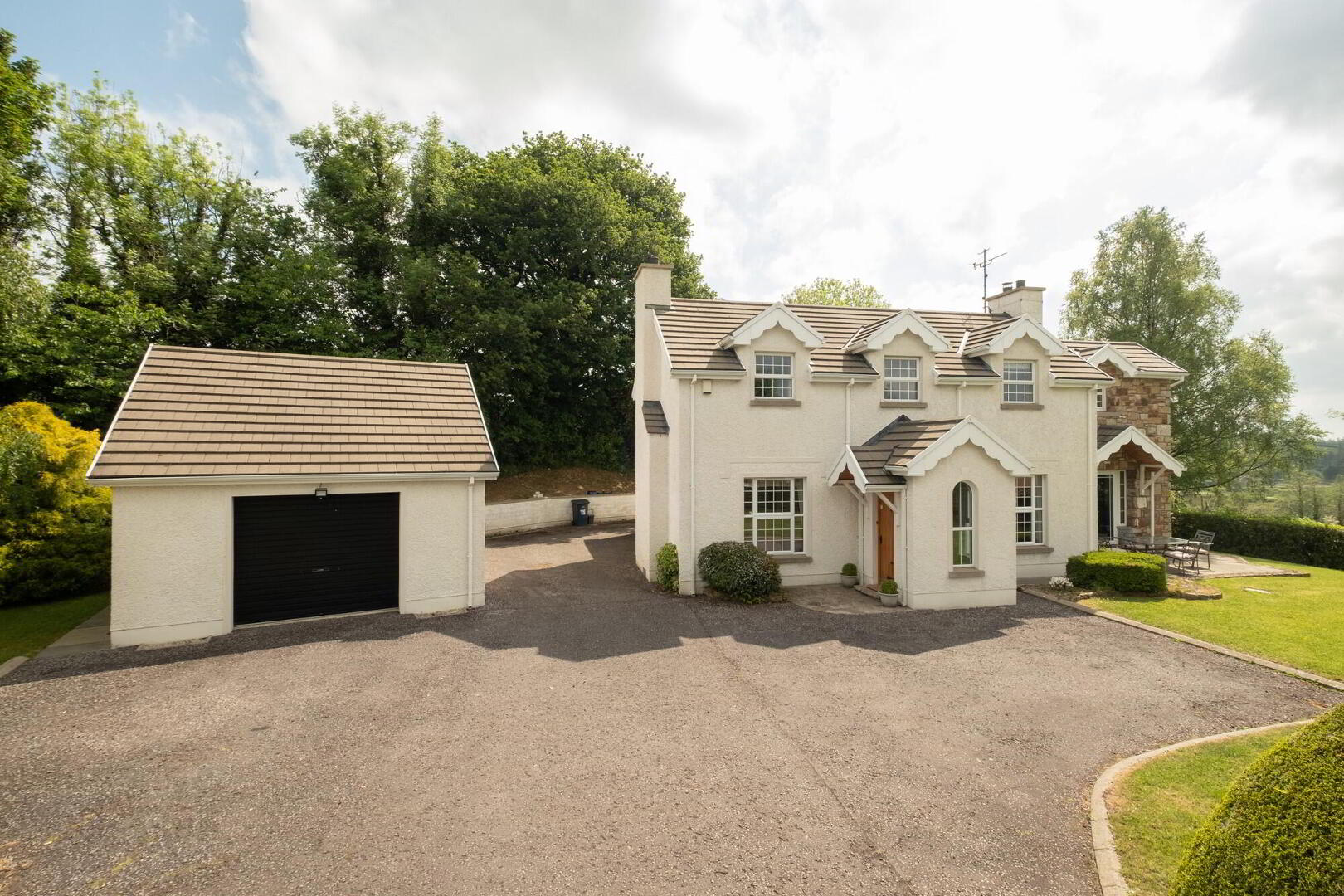 3 Knockmore Heights 1 of 44