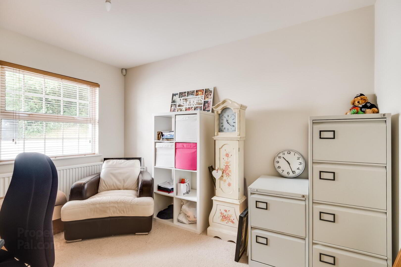 3 Knockmore Heights 11 of 44