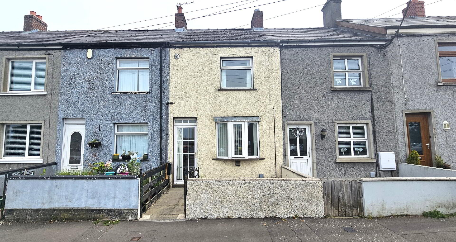 325 Carnmoney Road 1 of 13