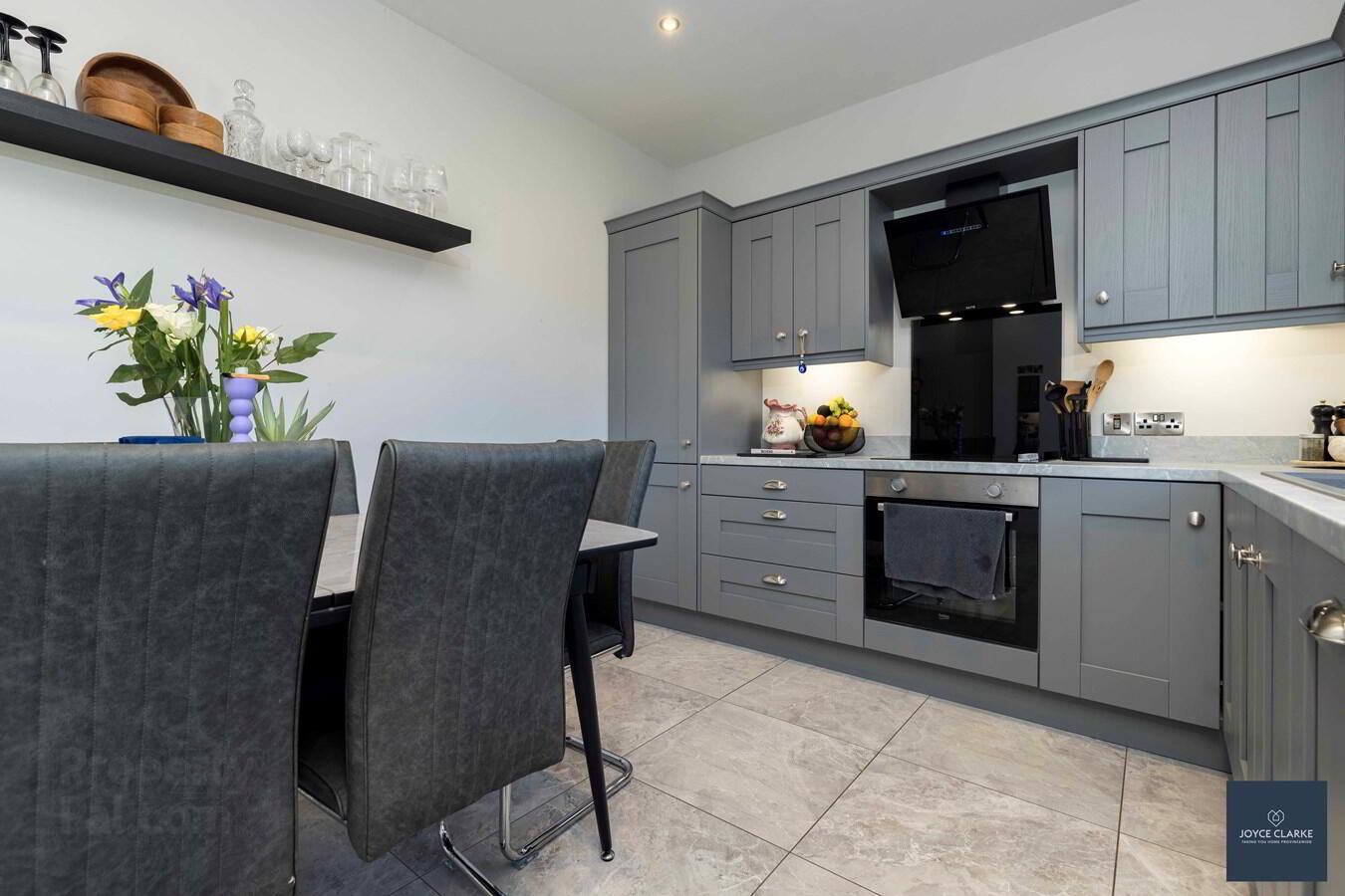 4 Broomhill Manor 16 of 48