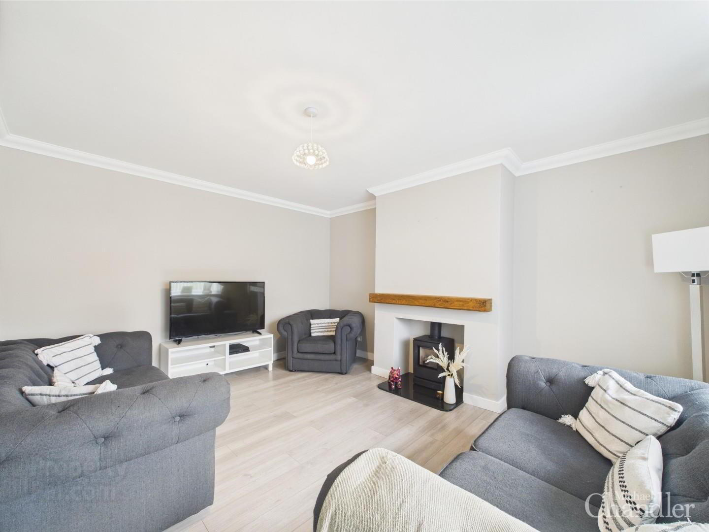 14 Winchester Avenue 3 of 12