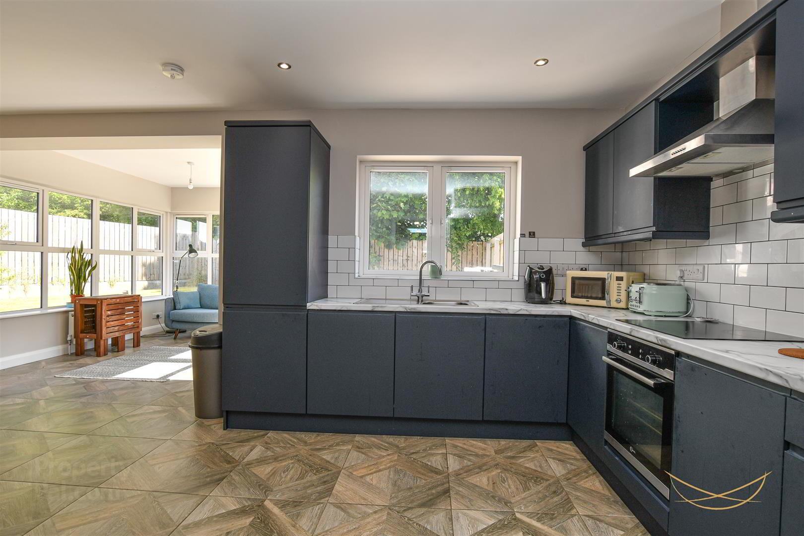 31 Rushfield Place 11 of 44