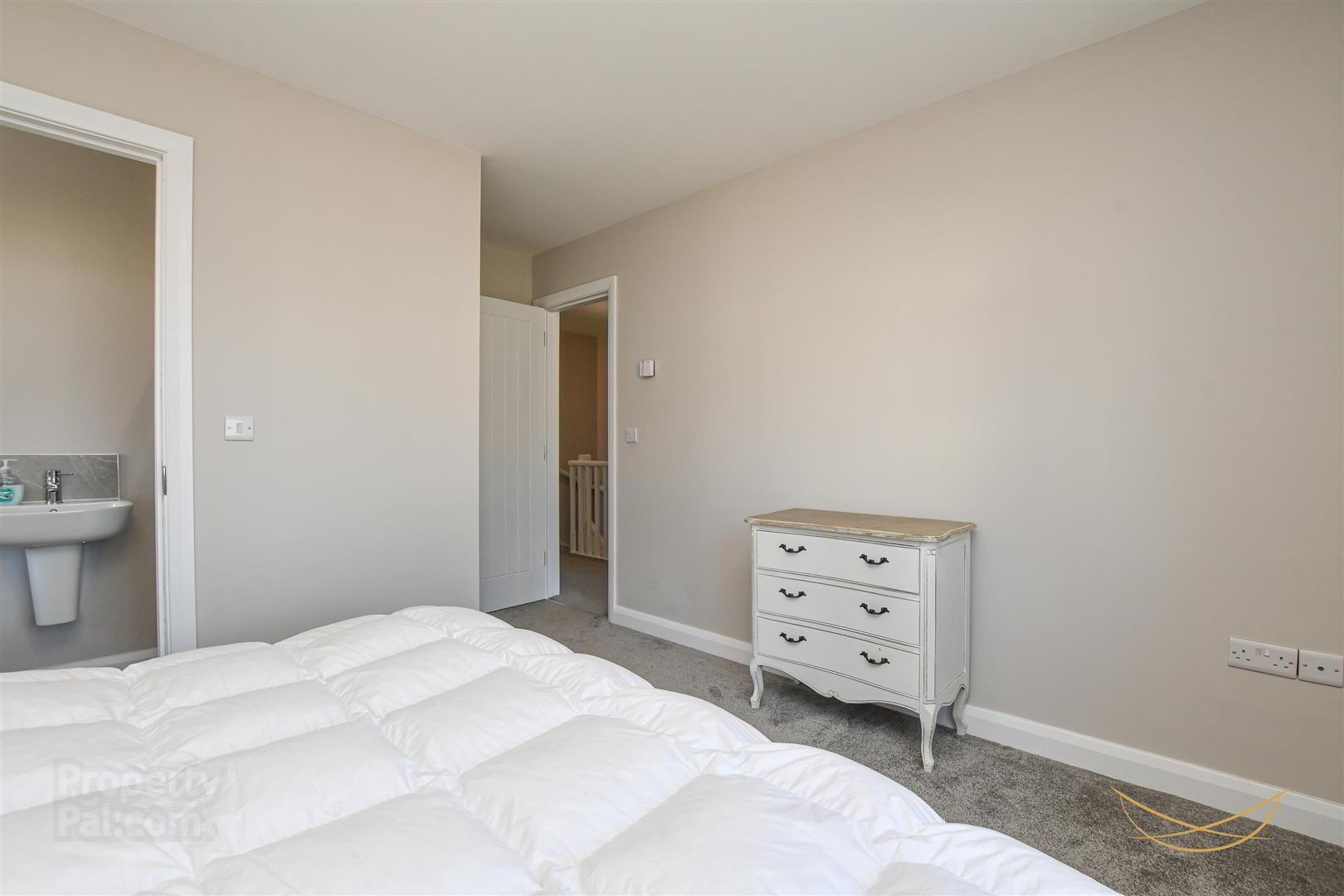 31 Rushfield Place 27 of 44