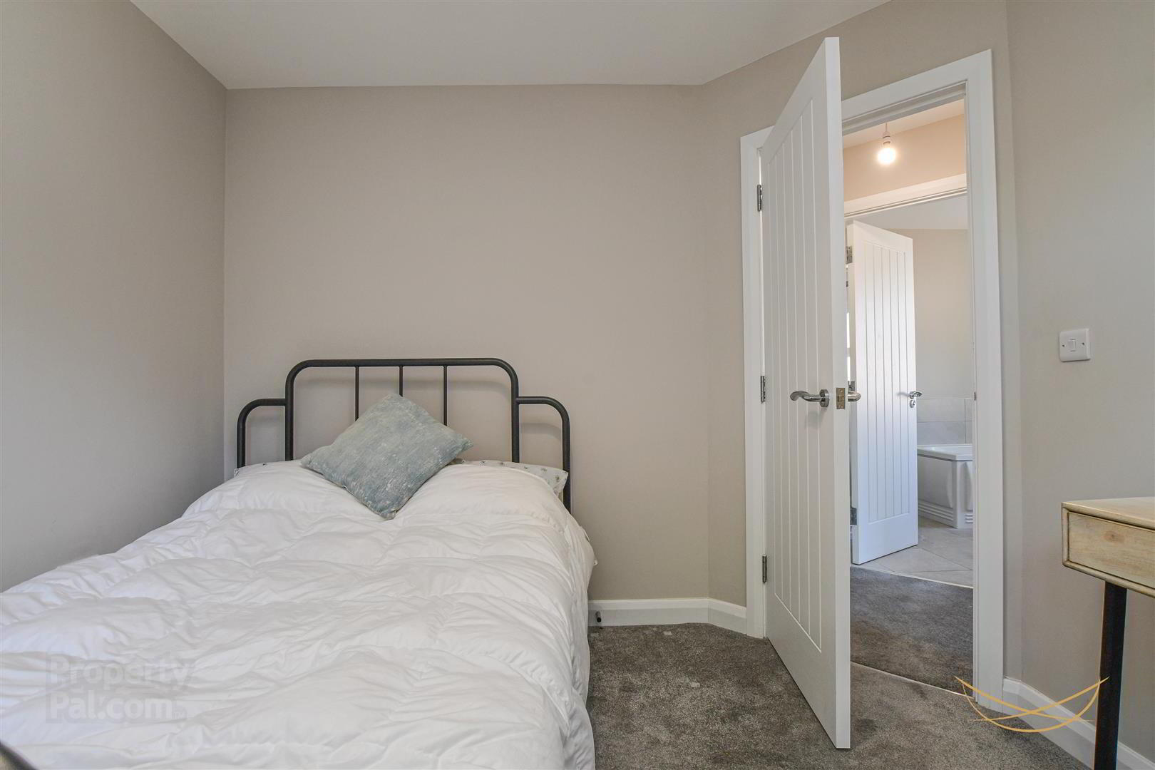 31 Rushfield Place 34 of 44