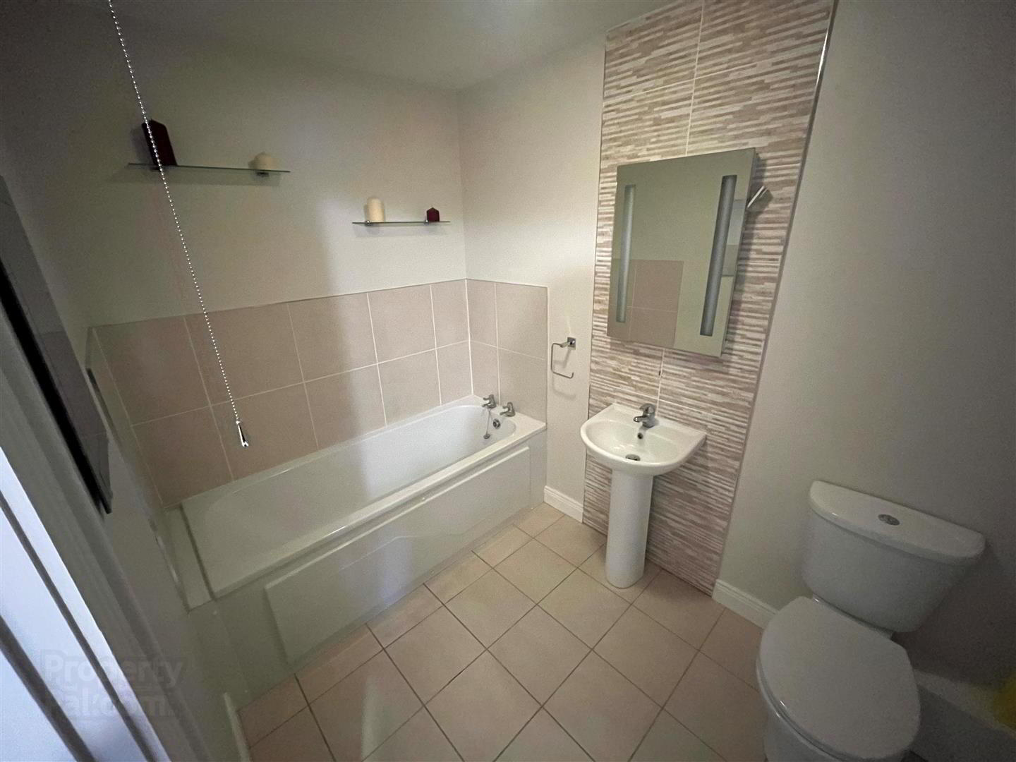 25 Beechfield Mews 5 of 8