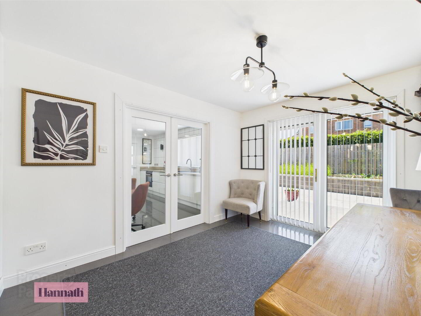 11 Selshion Manor 10 of 48