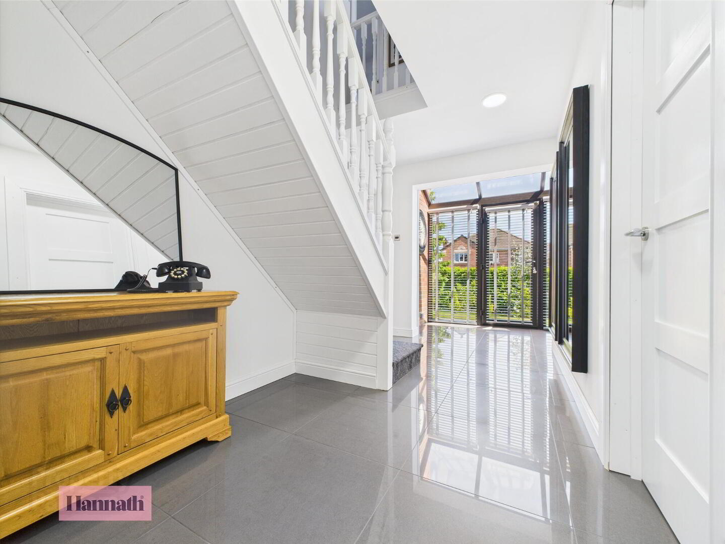 11 Selshion Manor 6 of 48