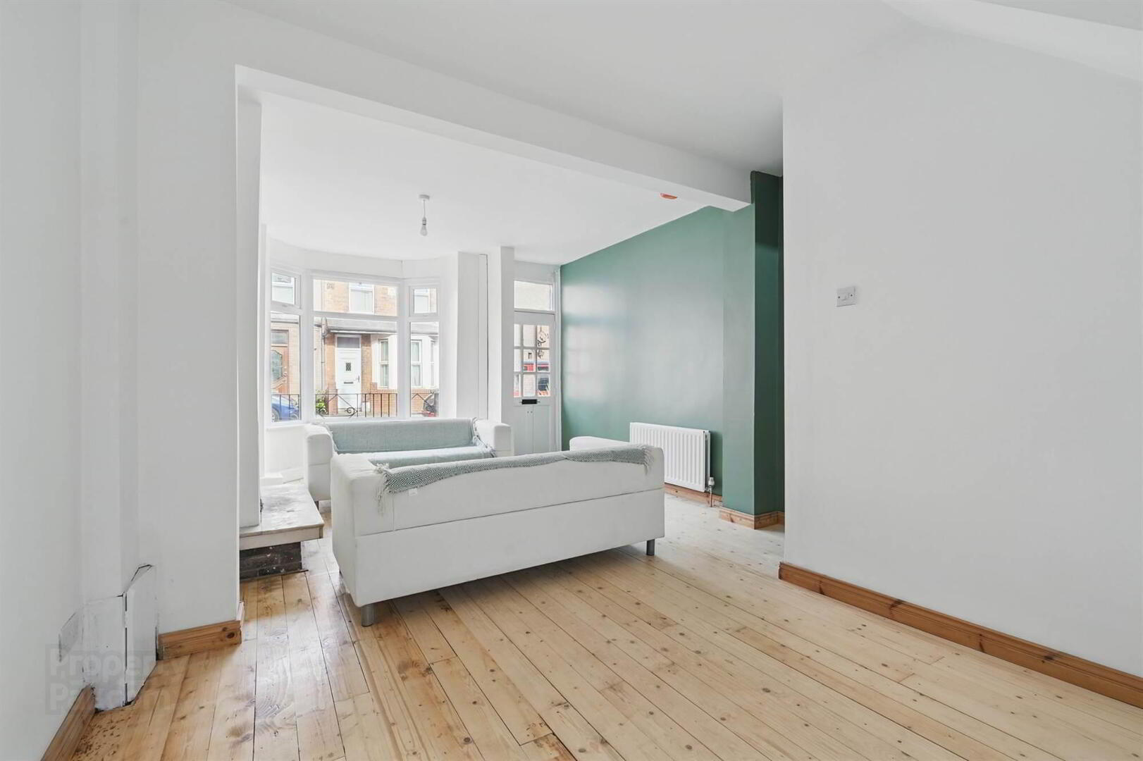 8 Derlett Street 7 of 15