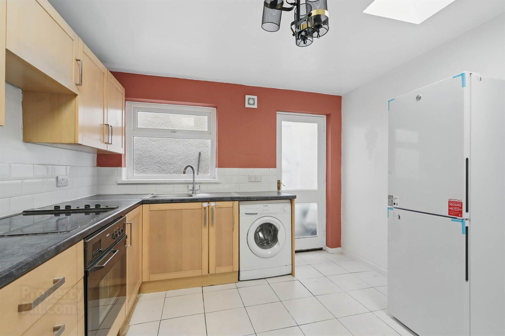 8 Derlett Street 9 of 15