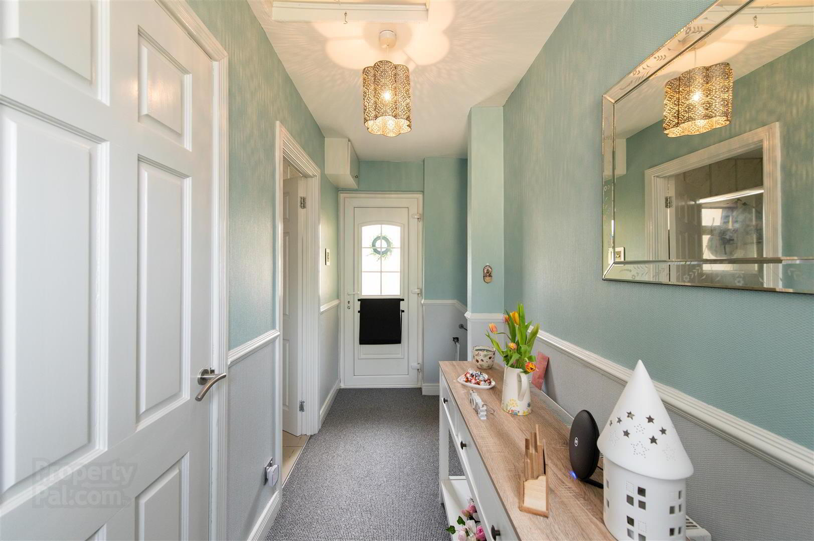 30 Lindisfarne Road 3 of 26