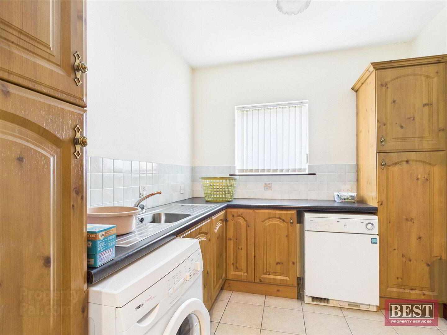 15 Martins Lane 14 of 24