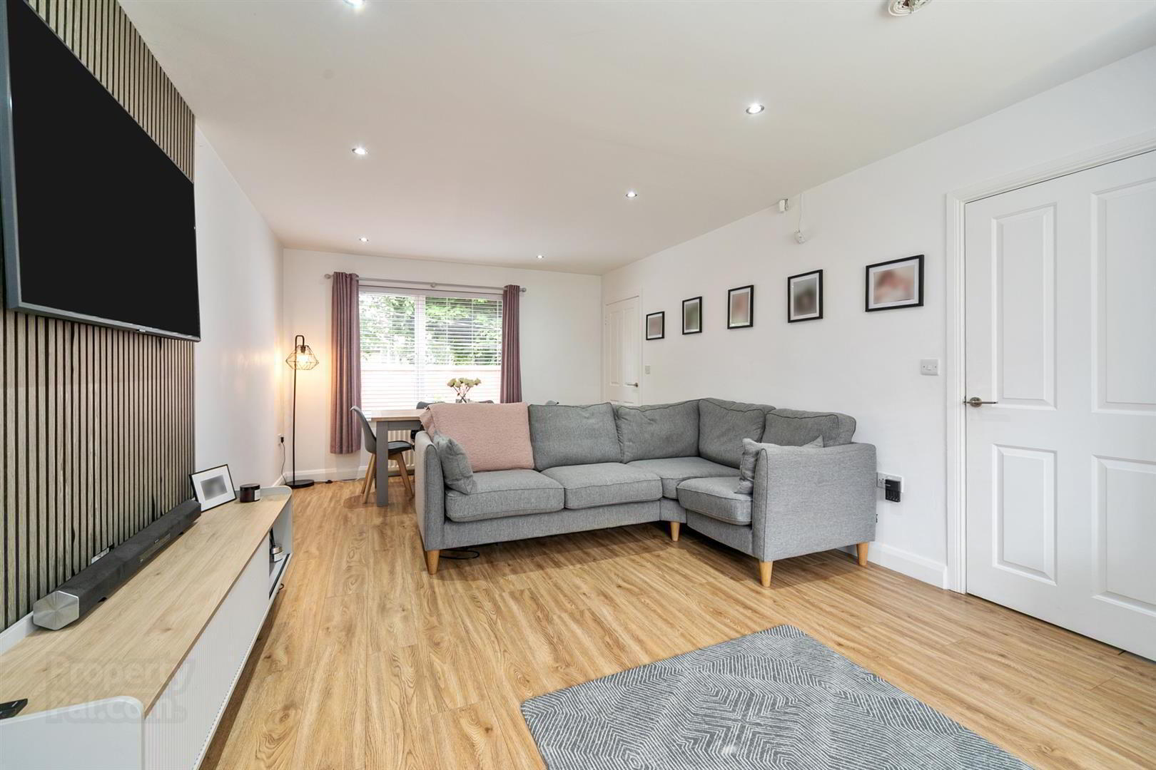 1a Knockmount Gardens 8 of 33
