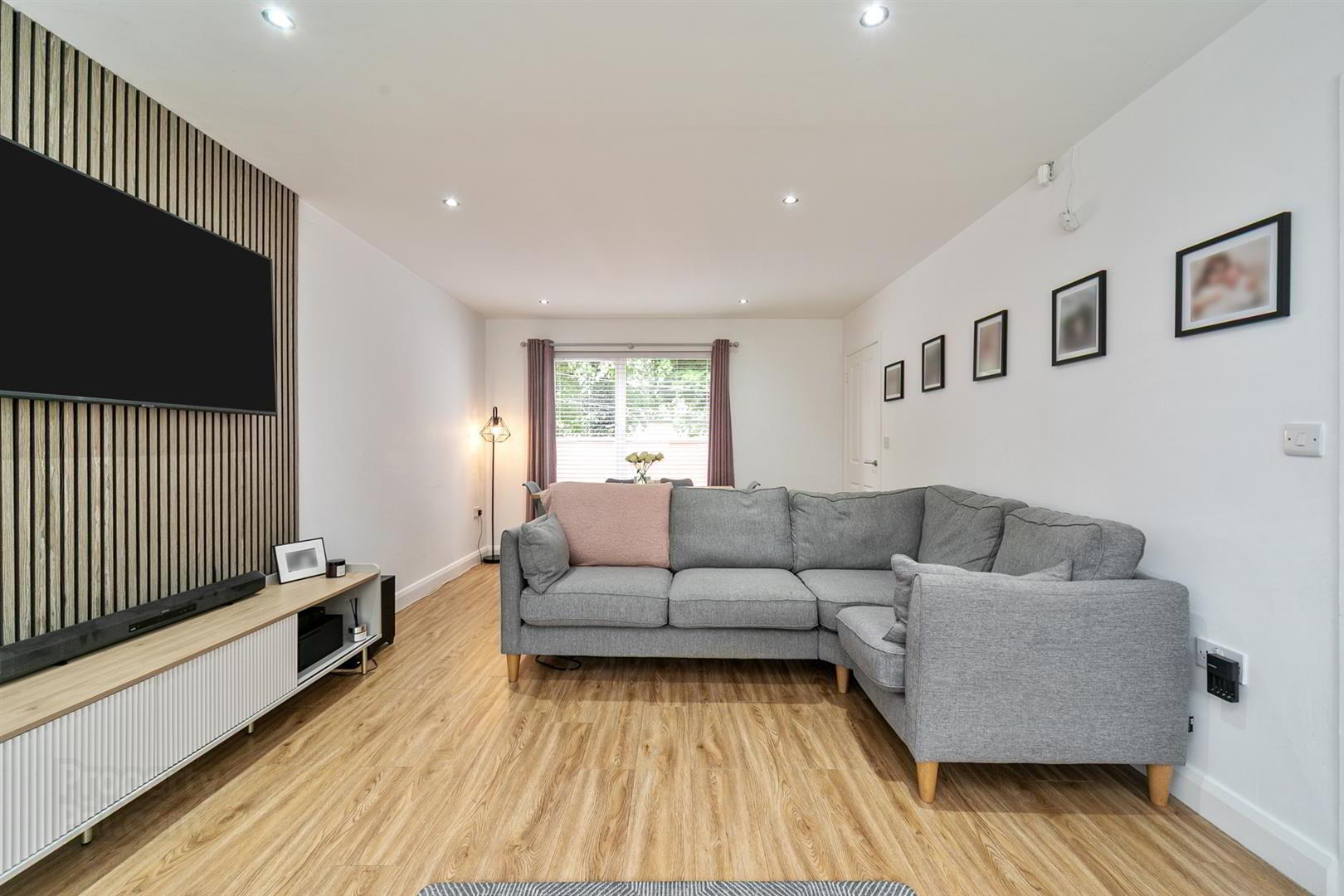 1a Knockmount Gardens 9 of 33