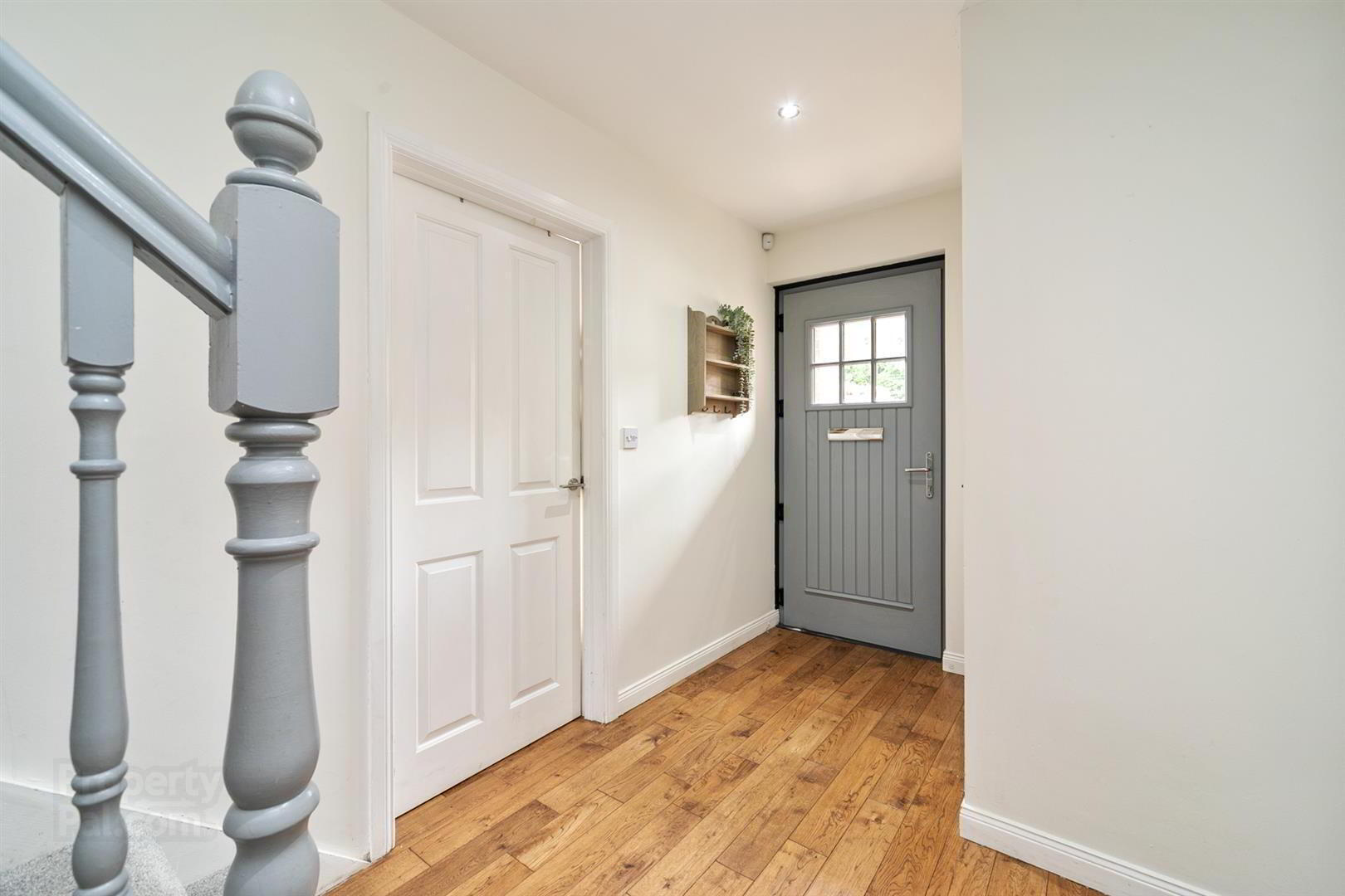 1a Knockmount Gardens 4 of 33