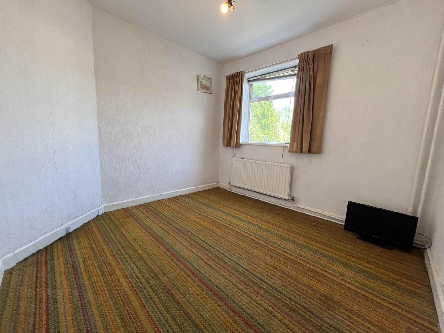 32 Rockfield 6 of 15