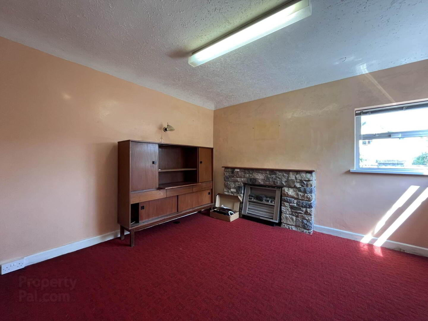 32 Rockfield 6 of 14