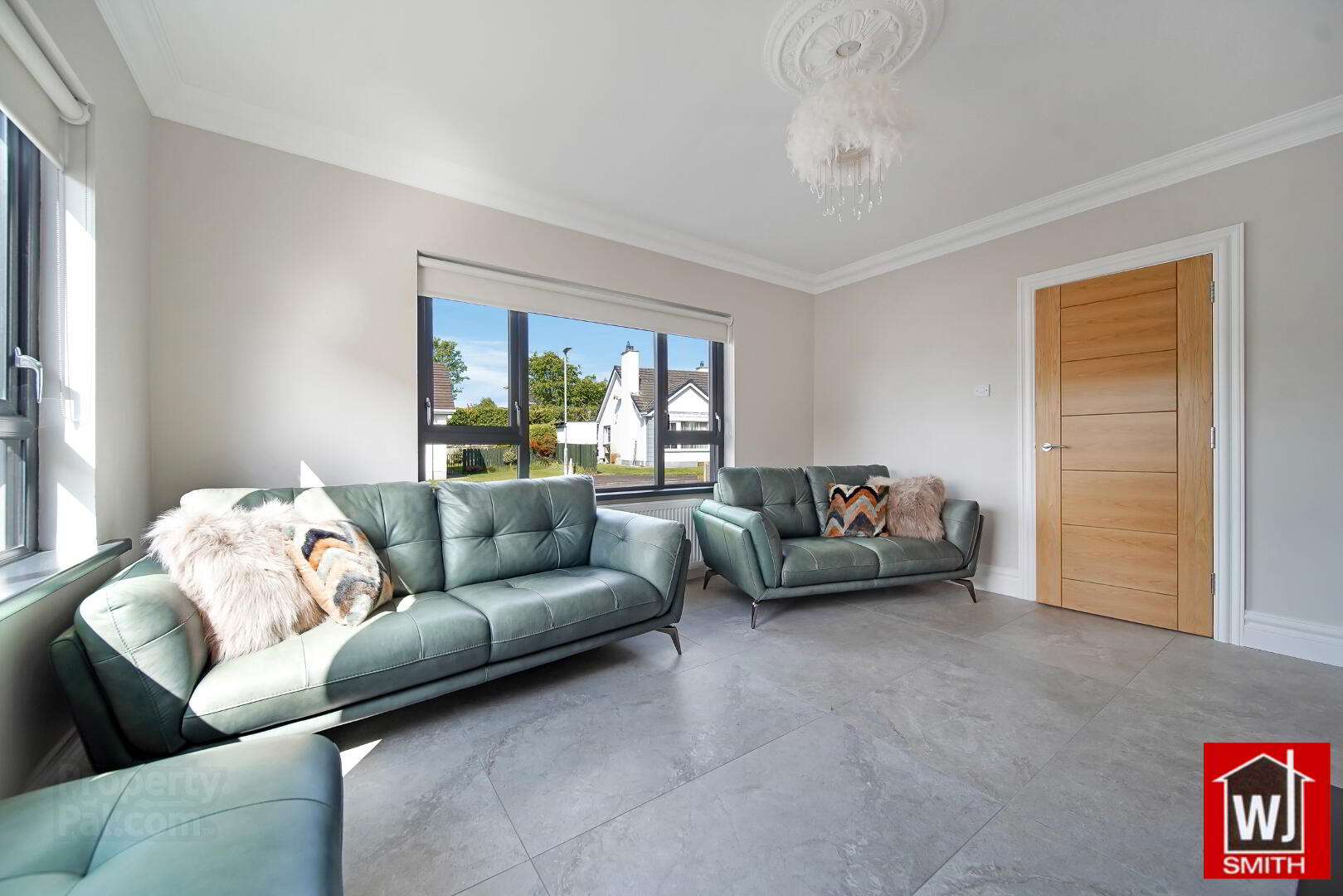 6 Mount Bernard Drive 11 of 52