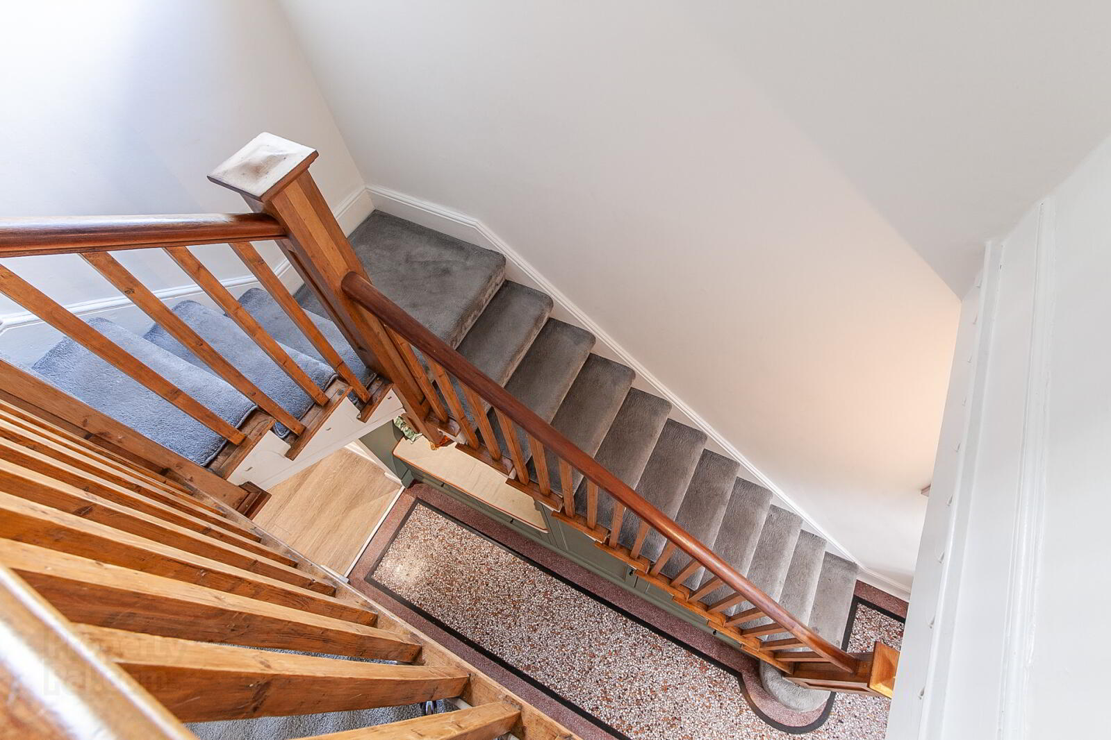 175 Sandown Road 32 of 54