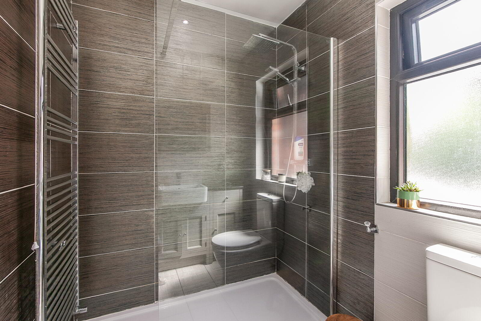 175 Sandown Road 37 of 54