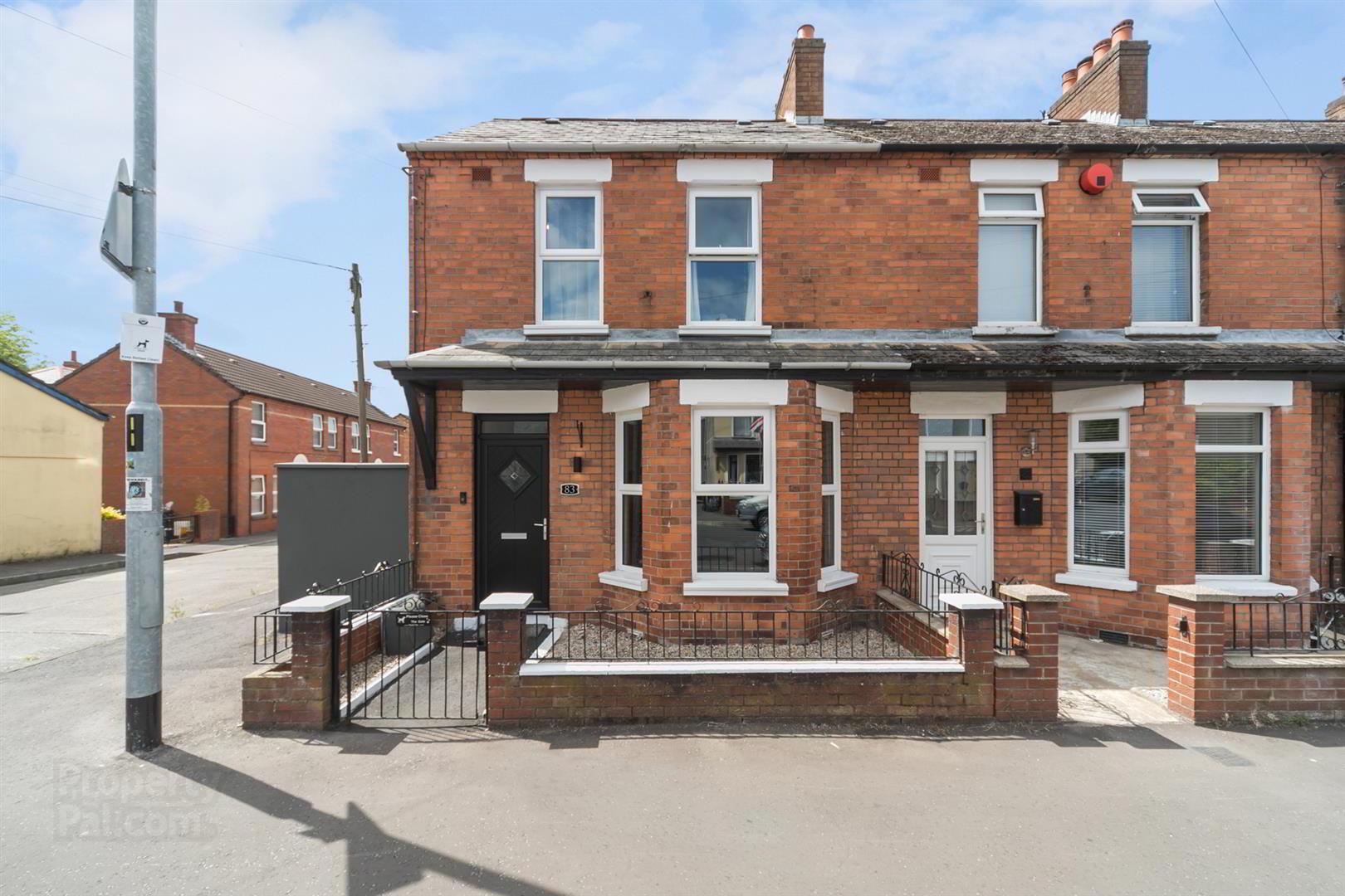 83 Ravenscroft Avenue 1 of 26