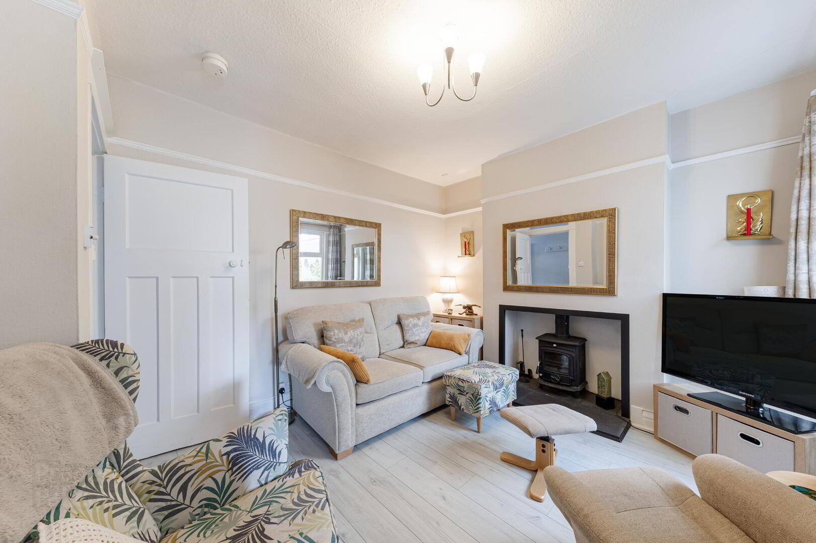 43 Springfield Road 13 of 38