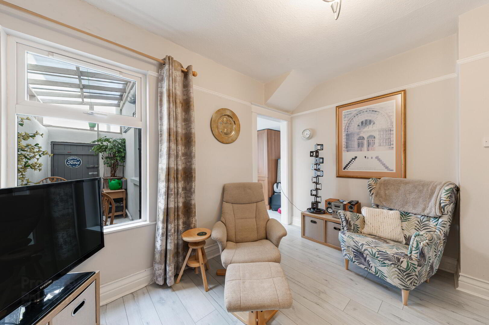 43 Springfield Road 15 of 38