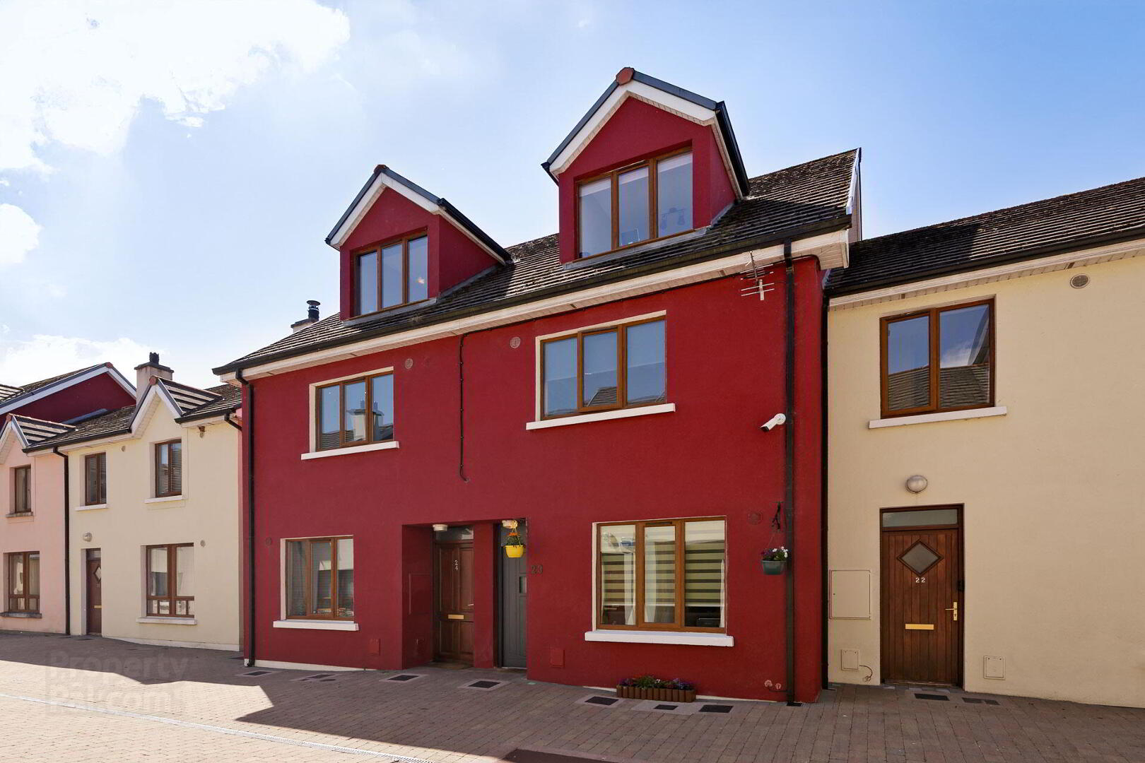 23 Fairgreen Square 3 of 29