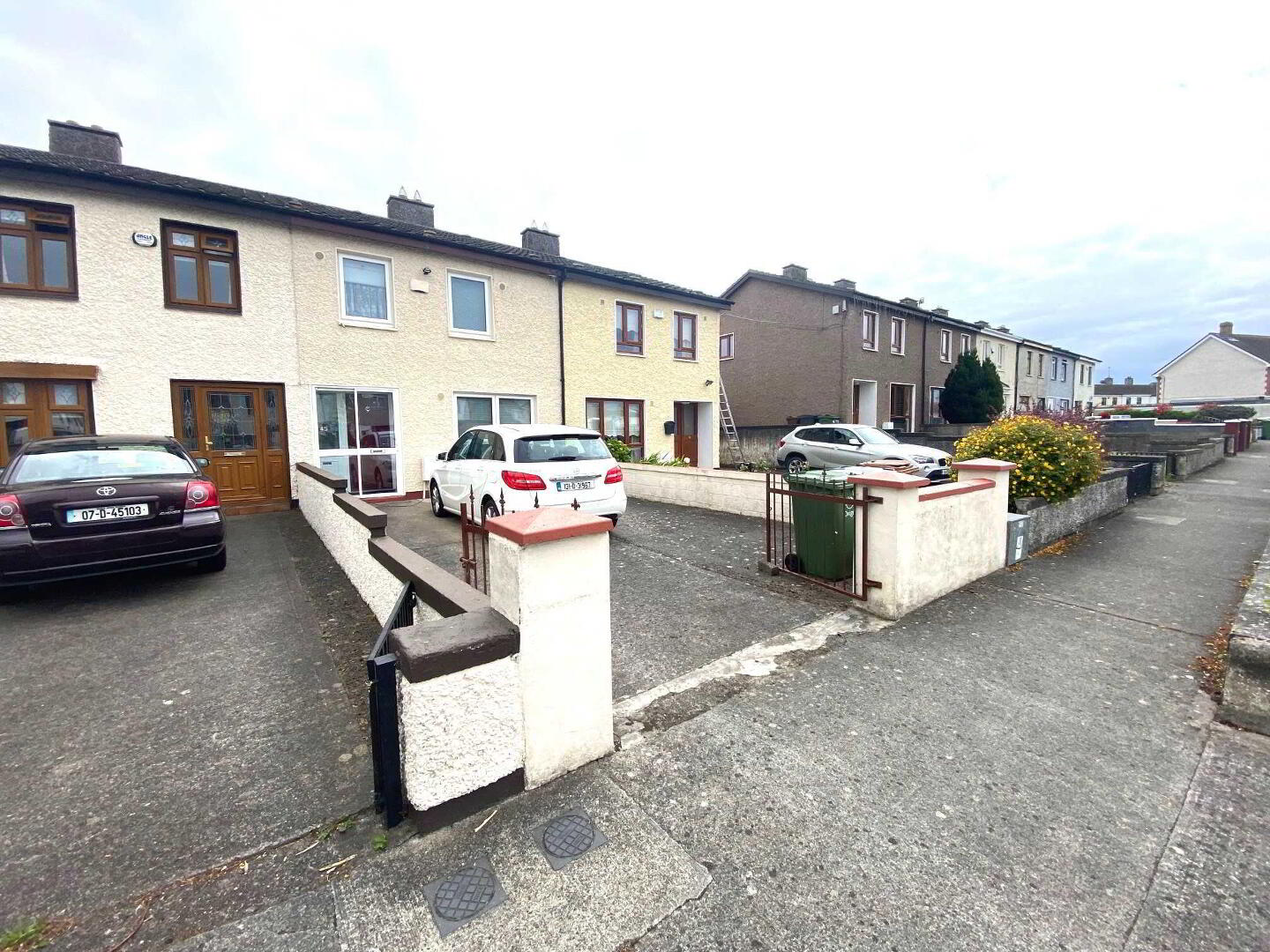 Sheepmore Avenue 1 of 8