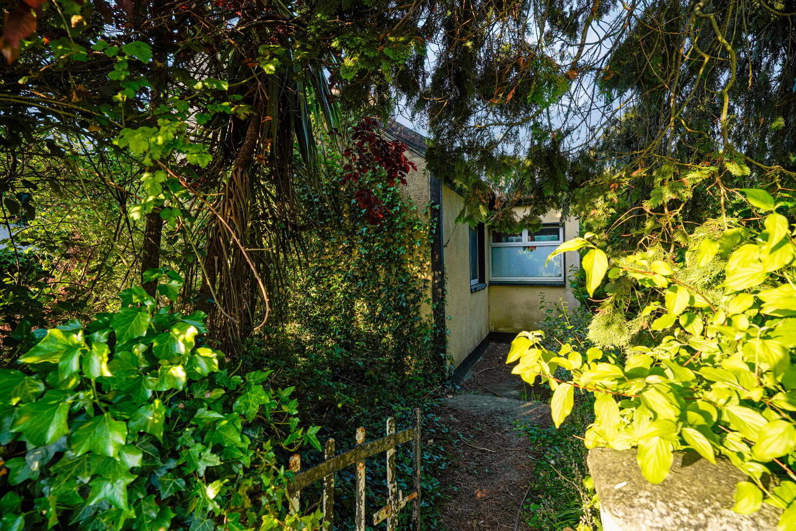 property description image
