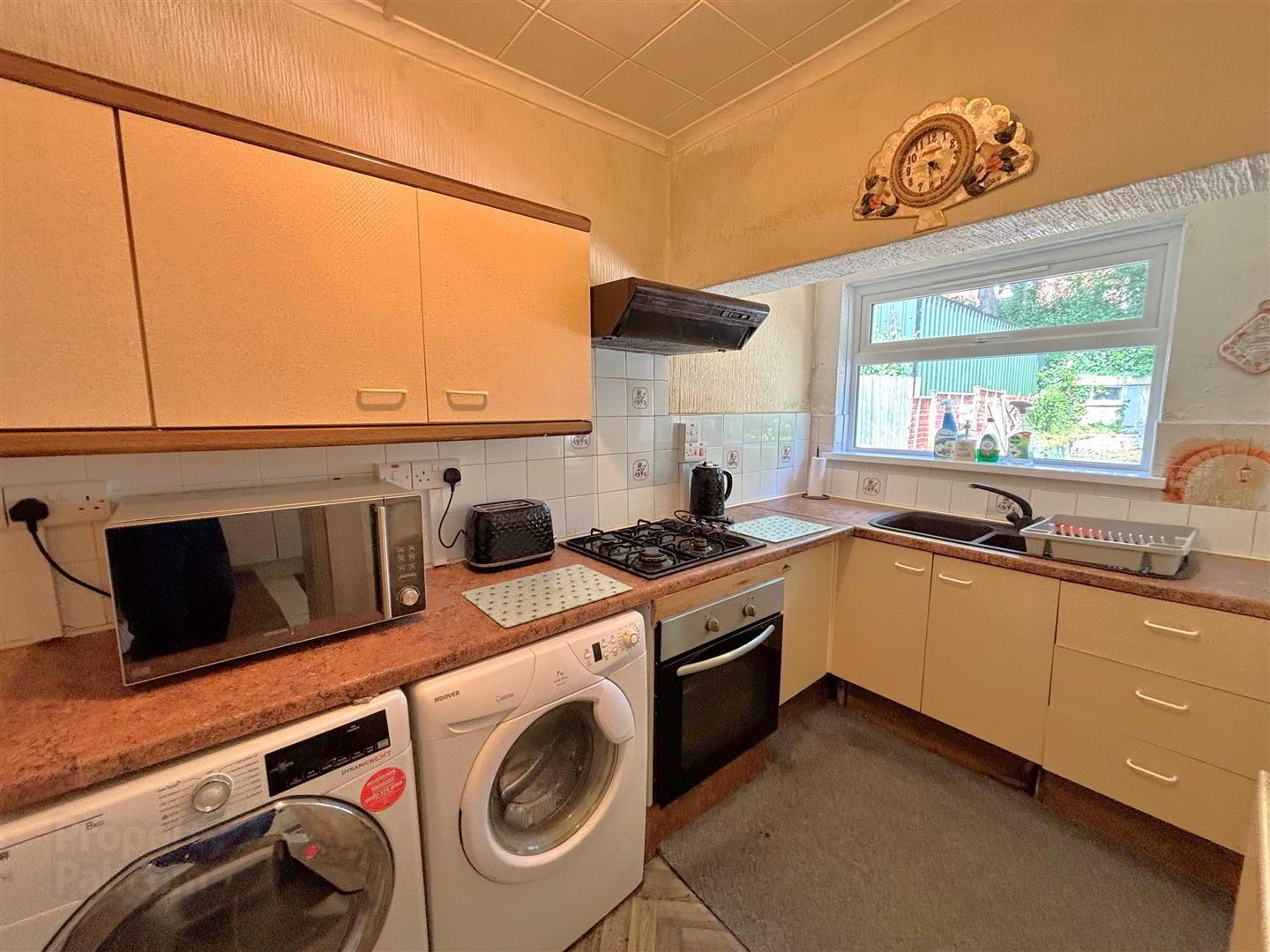 14 Somerton Gardens 14 of 22