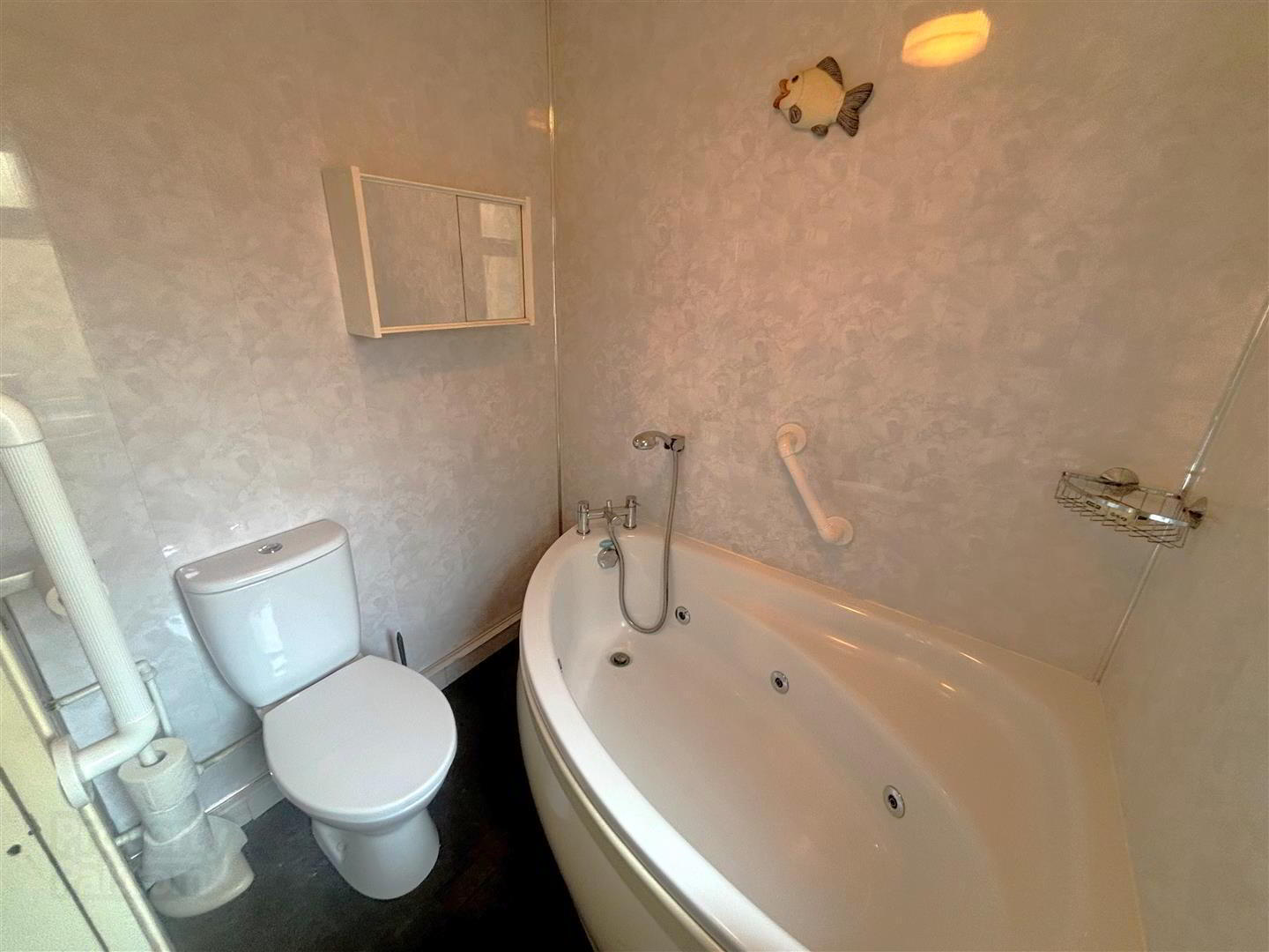 14 Somerton Gardens 16 of 22