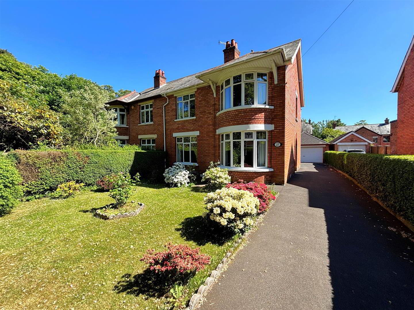 27 Fortwilliam Park 1 of 30