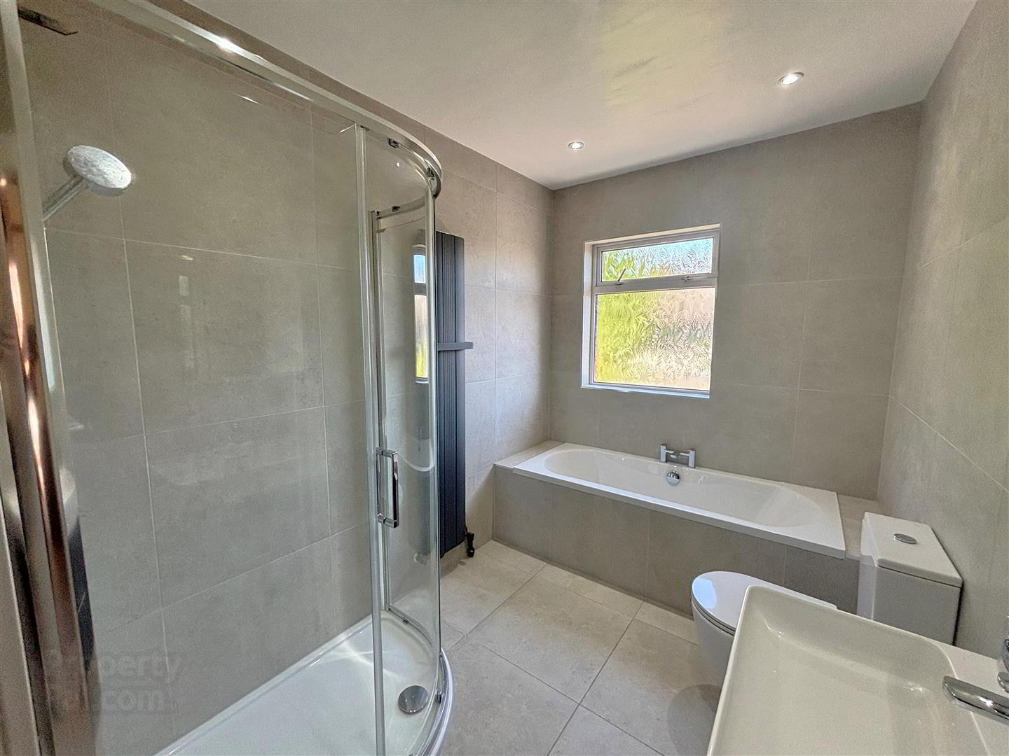 27 Fortwilliam Park 18 of 30