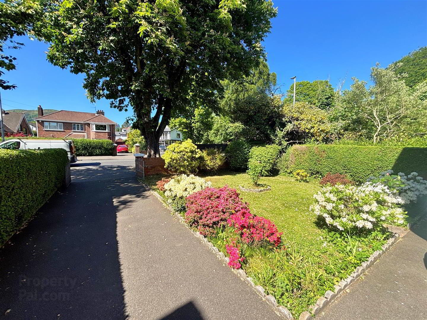 27 Fortwilliam Park 3 of 30