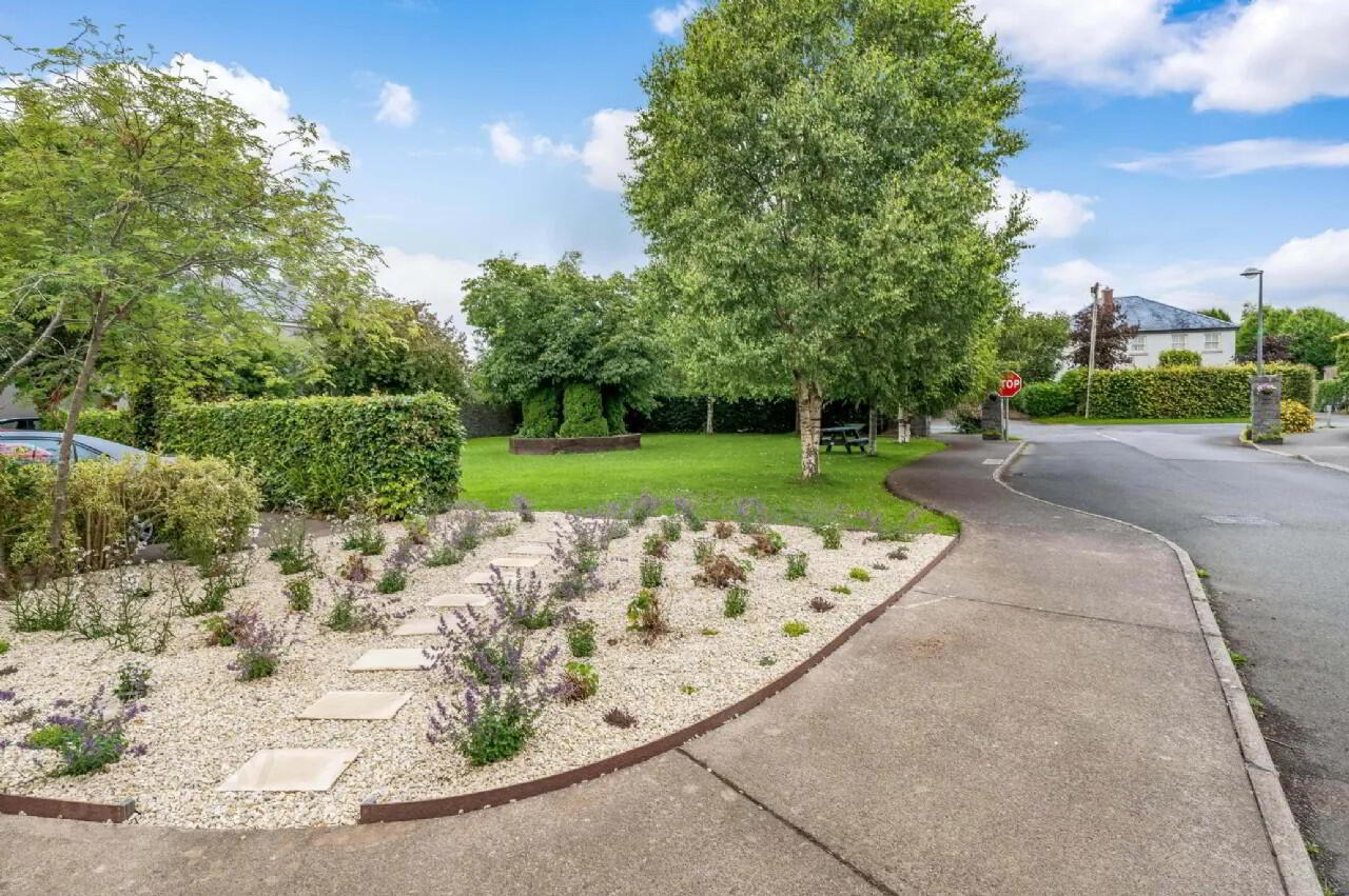 property description image