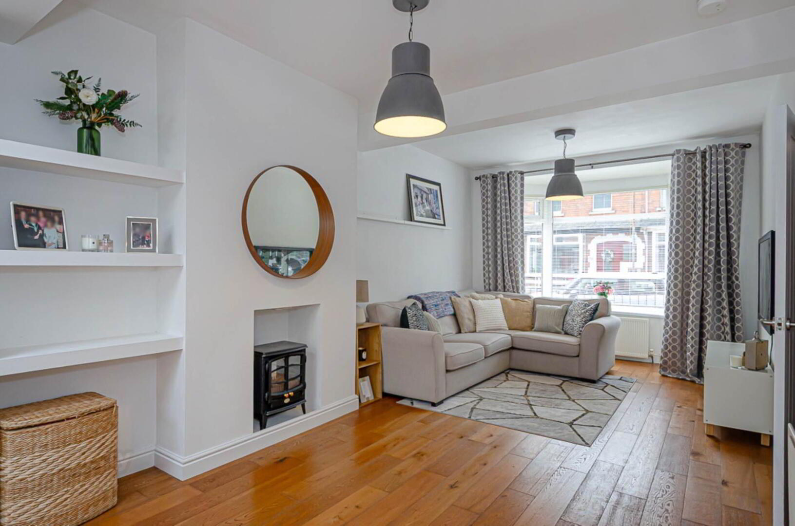 82 Tildarg Street 5 of 24