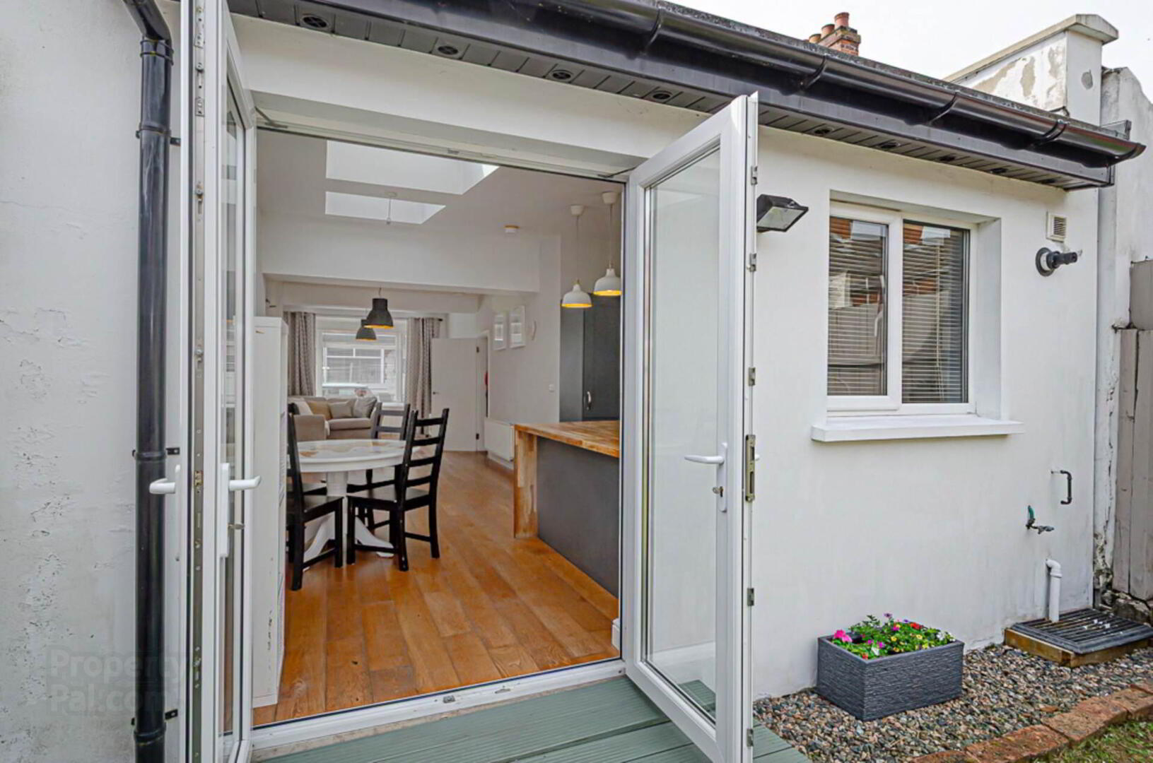 82 Tildarg Street 22 of 24