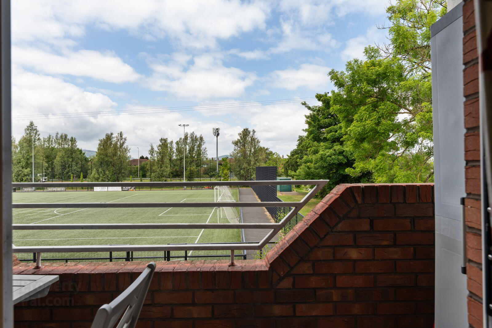 2 St. Helens Court 7 of 16