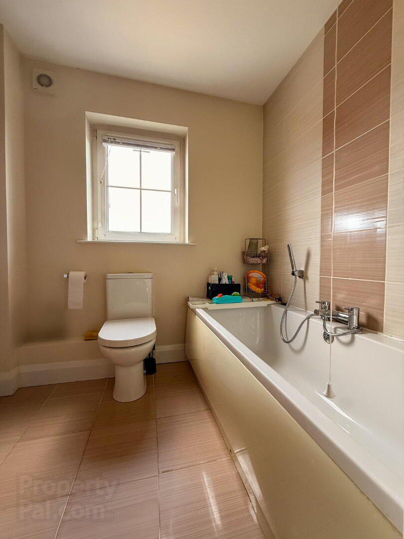 103 Millreagh Avenue 18 of 24
