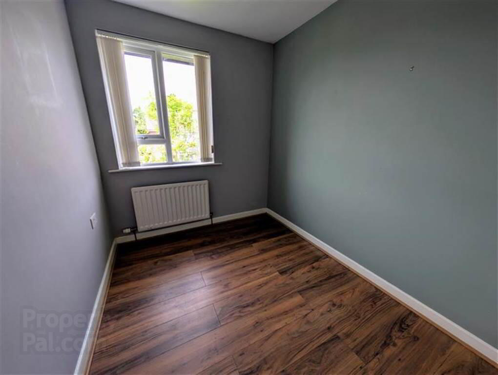 37 Glendale Avenue North 12 of 16