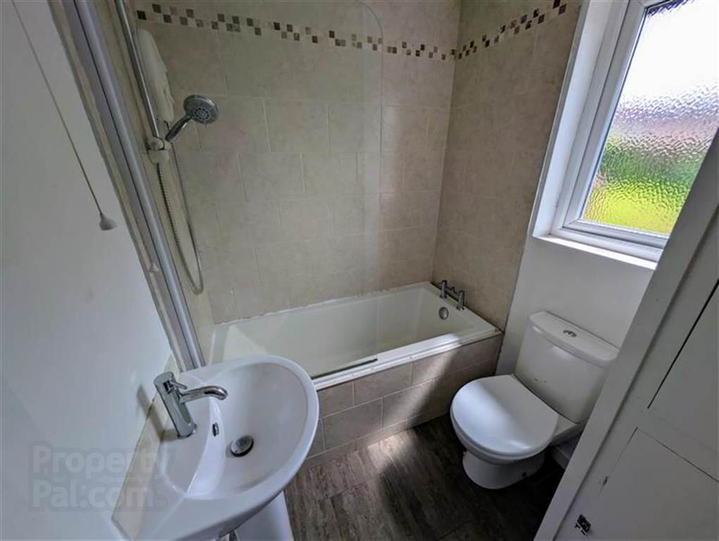 37 Glendale Avenue North 13 of 16